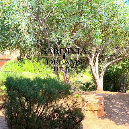 Holiday home Sapphire Con Piscina *
