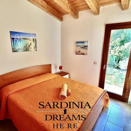 Sapphire Con Piscina Feriehus *