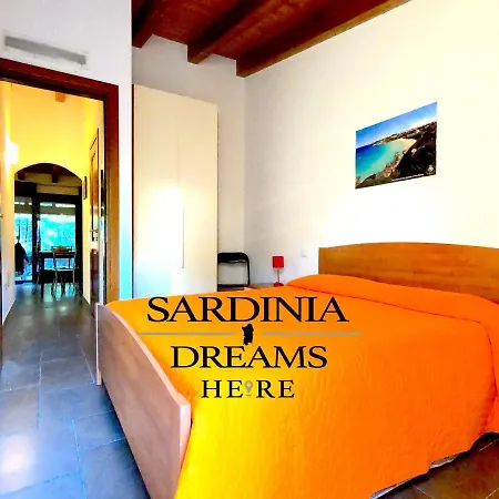 Holiday home Sapphire Con Piscina