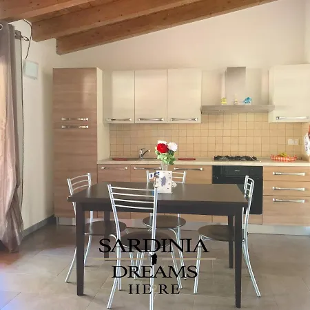 Holiday home Sapphire Con Piscina