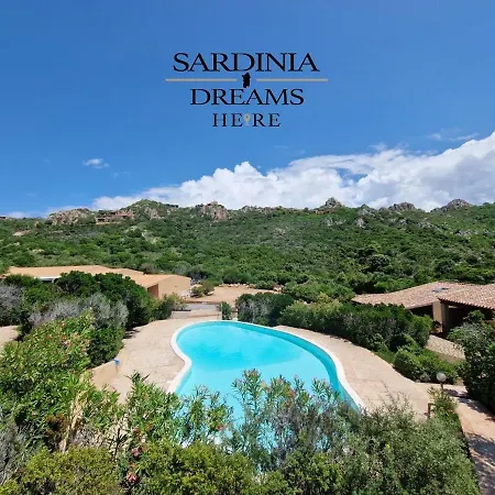 Holiday home Sapphire Con Piscina